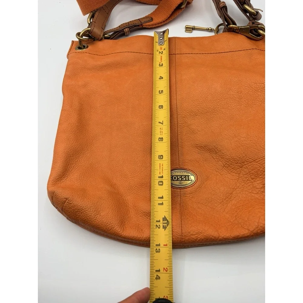 Women's Fossil Long Live Vintage Leather Explorer Hobo Bag ORANGE